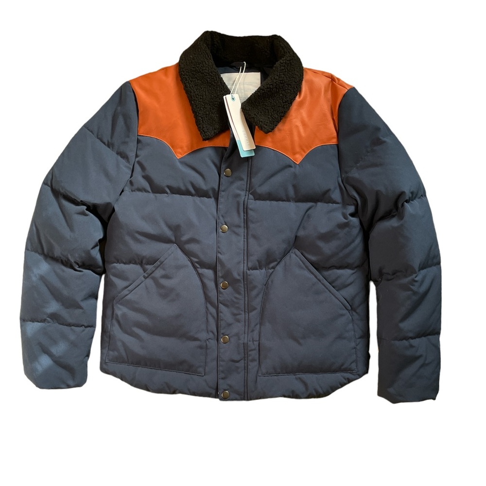 NWT Men’s Down and feather puffer coat Size M